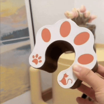 Magical Cat Scratching Toy SYNE™
